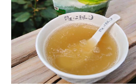 春日出游，保溫杯里面放什么最好，二月風(fēng)有機(jī)野生葛根粉陪你潤養(yǎng)全程